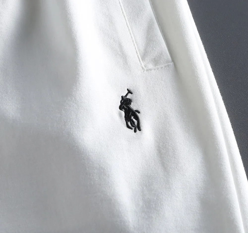 P210 🌸🌸 Ralph Lauren Polo 2025 spring and summer new trousers [knitted trousers] feel comfortable to wear, low-key yet luxurious, very high-end, with pockets designed to be fashionable and high-end. Needless to say, the trousers style and cut are exquisite and vivid. Really first-class and top-quality materials. Really top-grade casual pants and elastic pants of outstanding quality. After heavy washing, the trousers are very soft and not fussy. The upper body is absolutely stylish. Extremely luxurious. Size:M-4XL